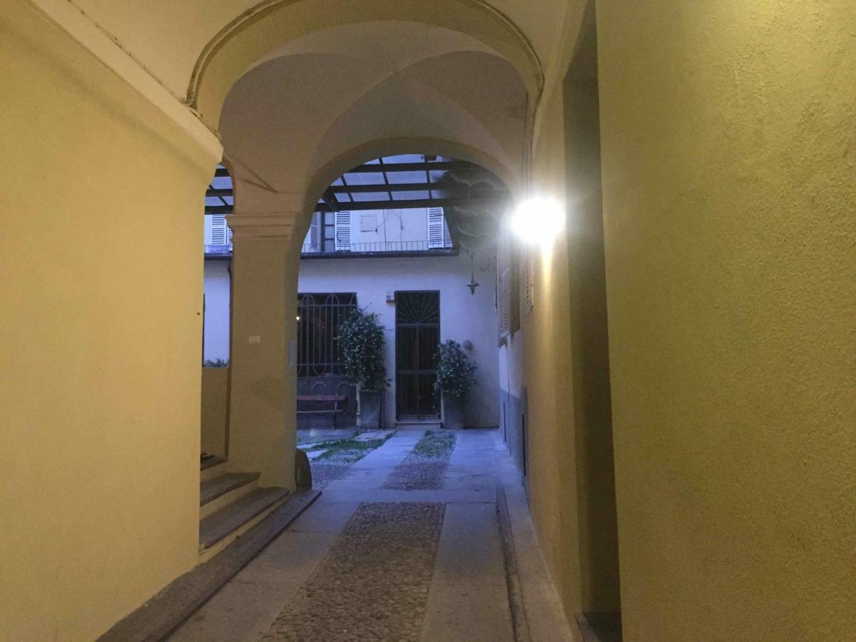 Lovely Apartments Barra Di Ferro Centro Storico クーネオ エクステリア 写真